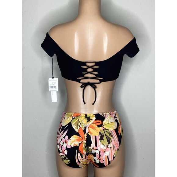 New. Robin Piccone high waisted floral bikini. Medium. Retails $210. - Picture 4 of 7